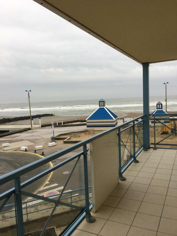 Fleur De Sel Appartement Face A La Mer Wimereux Exterior foto